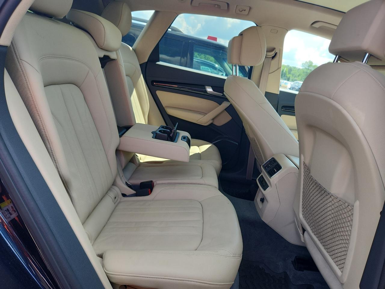 2018 Audi Q5 Premium VIN: WA1ANAFY1J2091935 Lot: 64300435