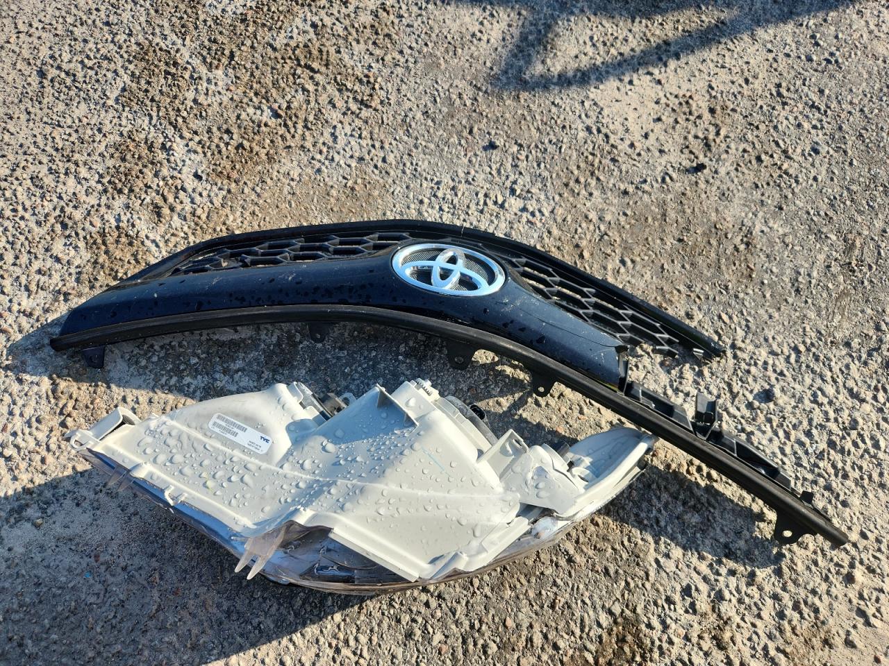 2012 Toyota Camry Base VIN: 4T1BF1FK2CU137990 Lot: 63506445