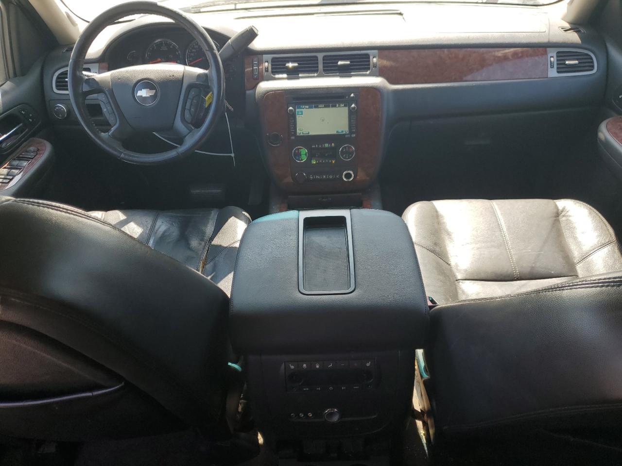 2008 Chevrolet Suburban C1500 Ls VIN: 1GNFC16J88R220573 Lot: 64887315