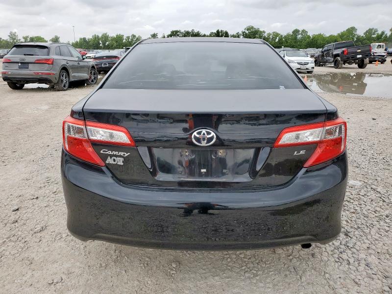 Sedans TOYOTA CAMRY 2014 Czarny
