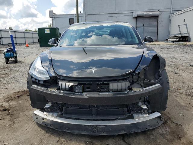  TESLA MODEL 3 2019 Czarny
