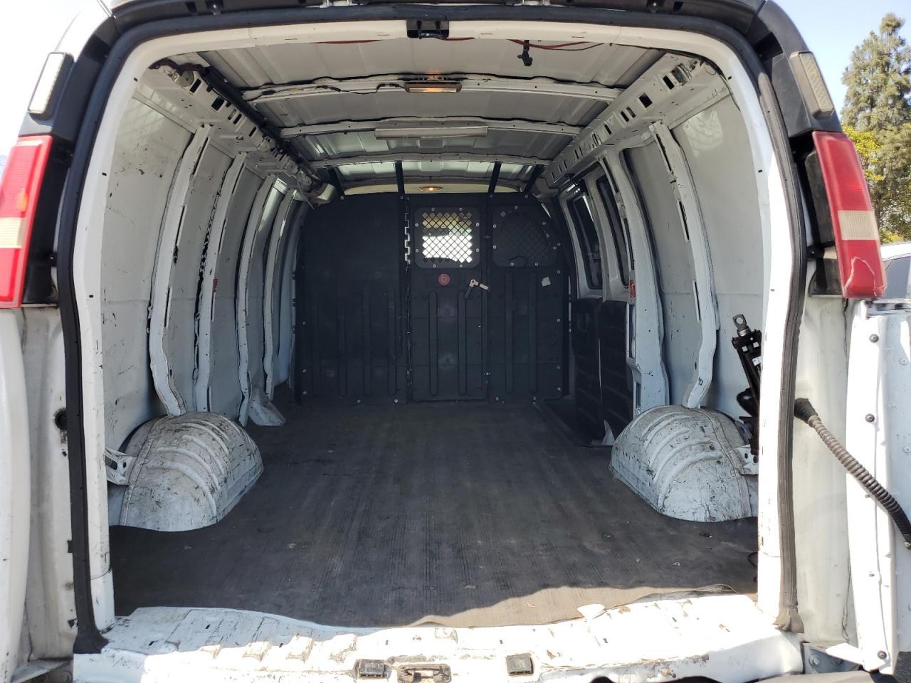 2010 Chevrolet Express G2500 VIN: 1GCZGFBA0A1175548 Lot: 65183715