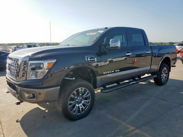  NISSAN TITAN 2019 Czarny