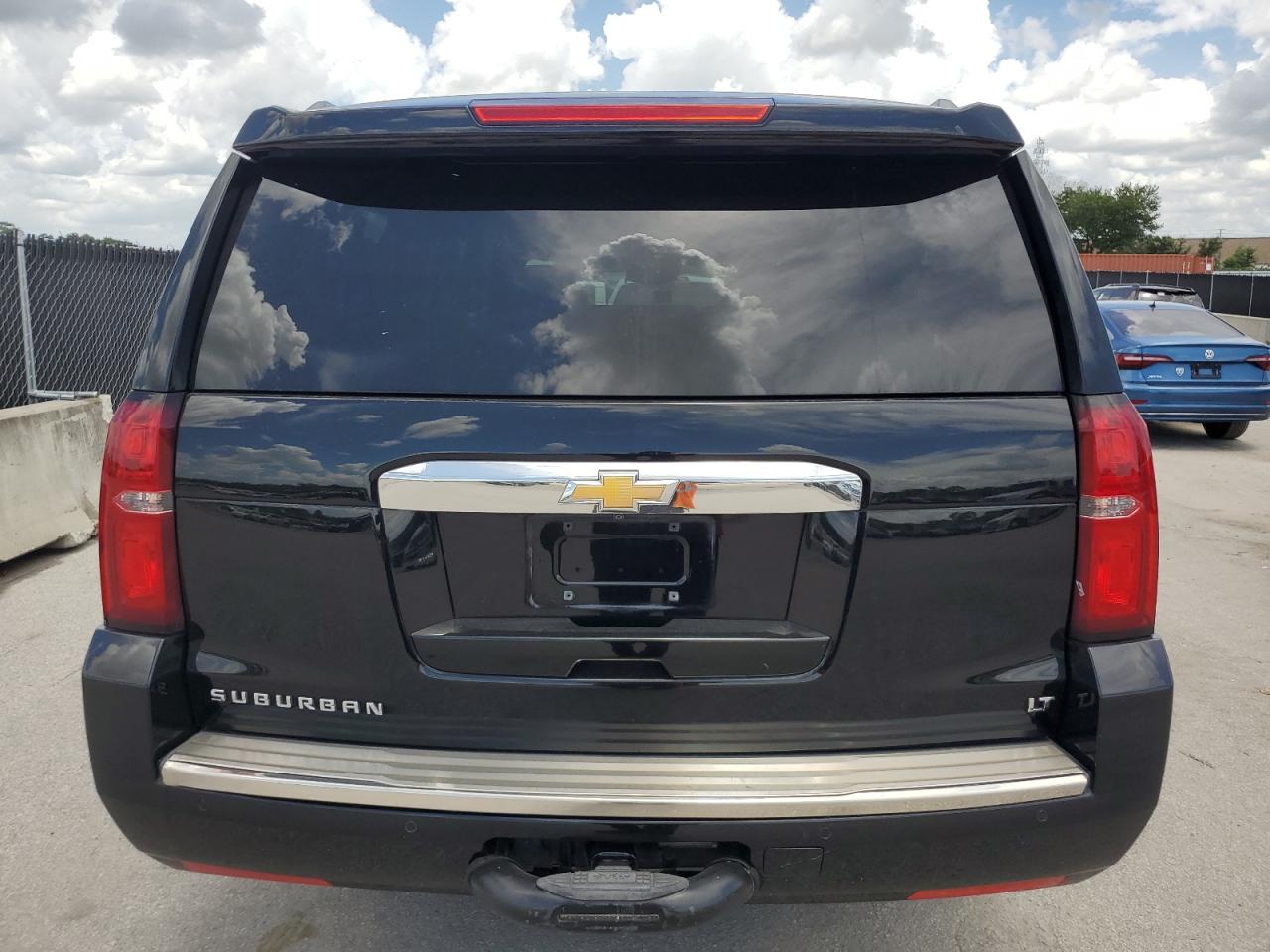 2020 Chevrolet Suburban K1500 Lt VIN: 1GNSKHKC0LR158788 Lot: 65403725