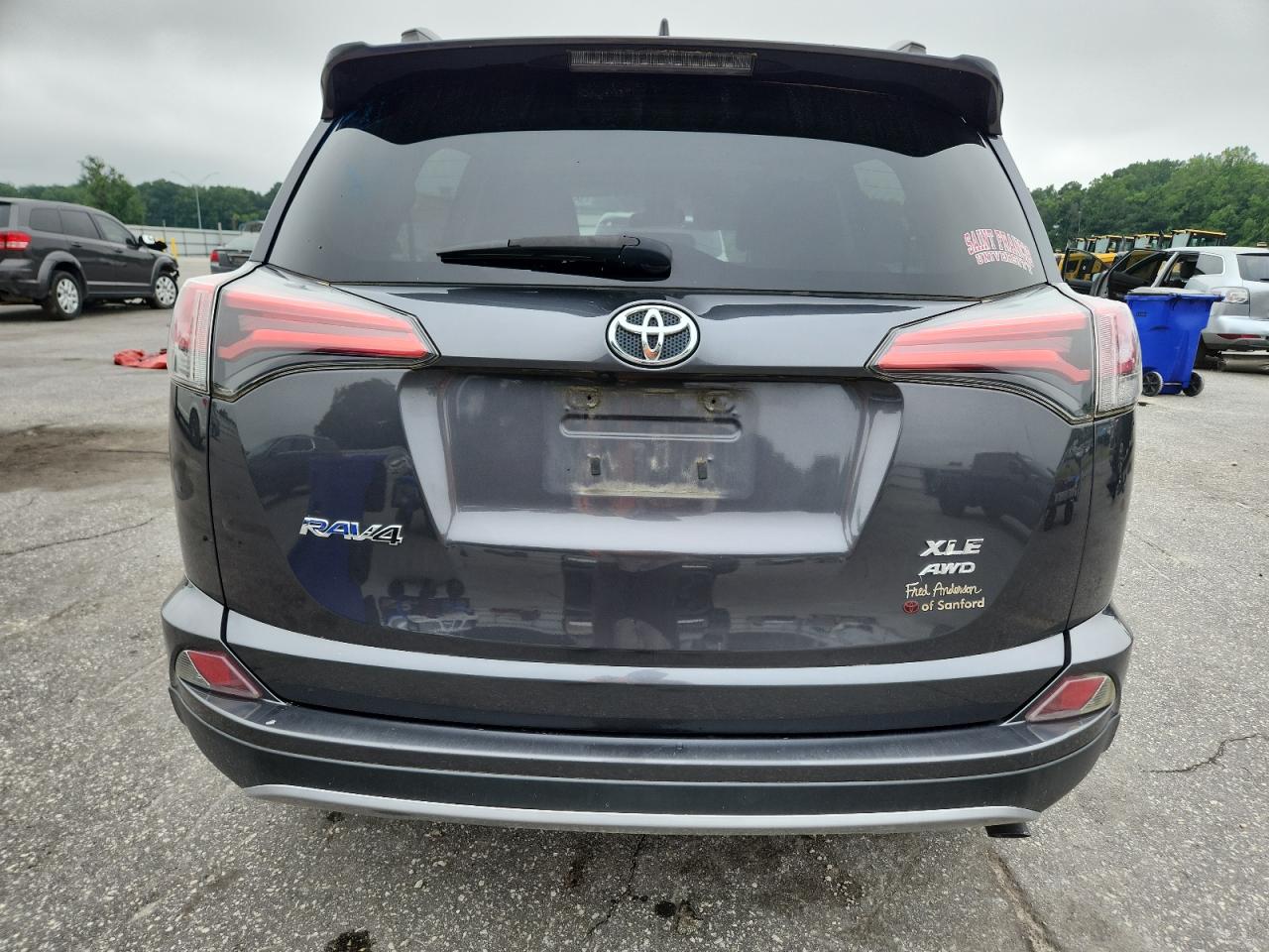 2017 Toyota Rav4 Xle VIN: 2T3RFREVXHW560551 Lot: 63930065