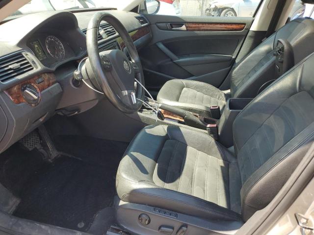  VOLKSWAGEN PASSAT 2012 Silver