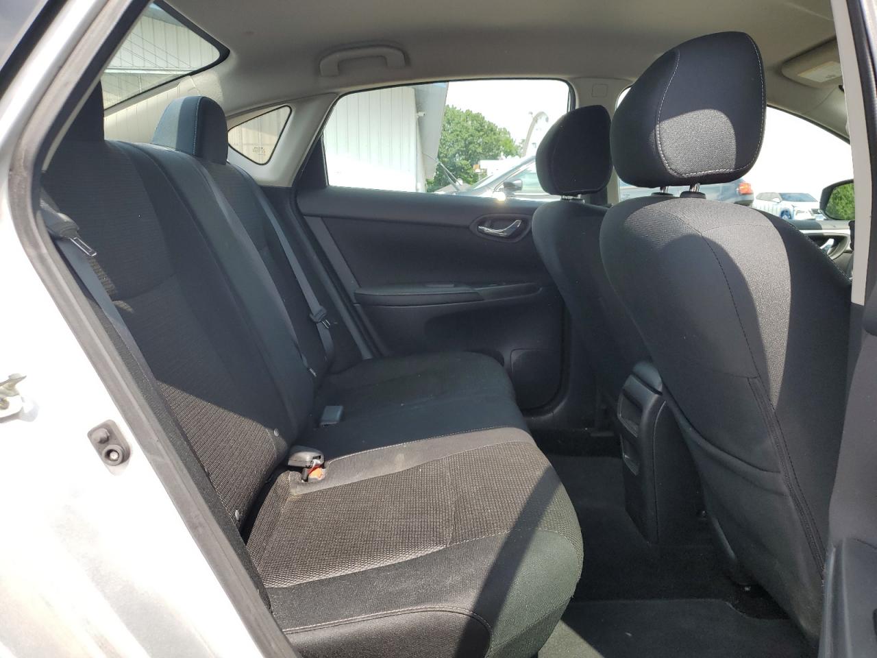 2019 Nissan Sentra S VIN: 3N1AB7AP2KY306261 Lot: 63500215