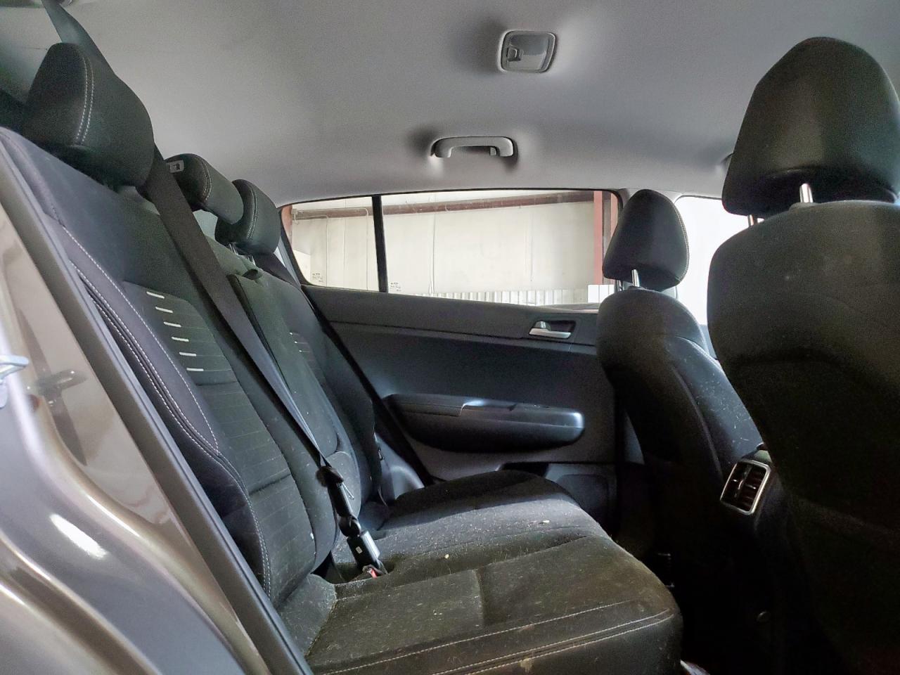 kndpm3ac4j7313428 KNDPM3AC4J7313428 2018 Kia Sportage Lx
