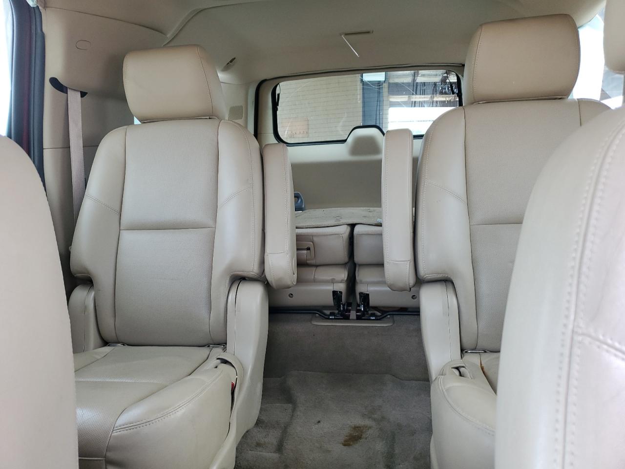 2011 GMC Yukon Xl Denali VIN: 1GKS2MEF9BR269141 Lot: 63326115