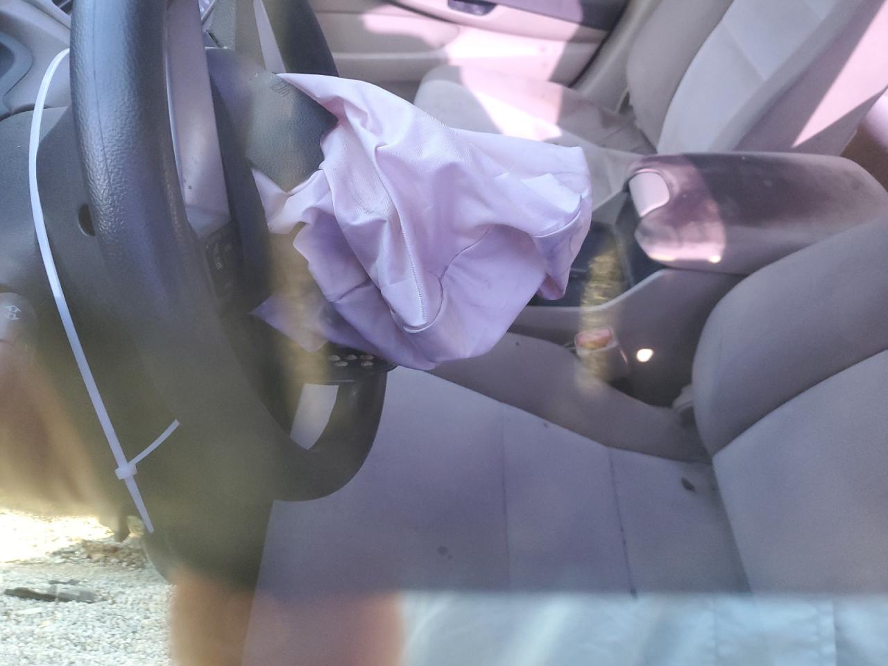 2009 Honda Accord Lx VIN: 1HGCP26399A103724 Lot: 66485235