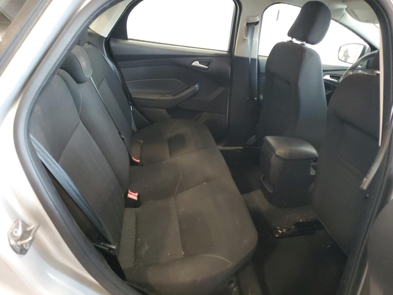 2015 Ford Focus Se VIN: 1FADP3F21FL243384 Lot: 65248435