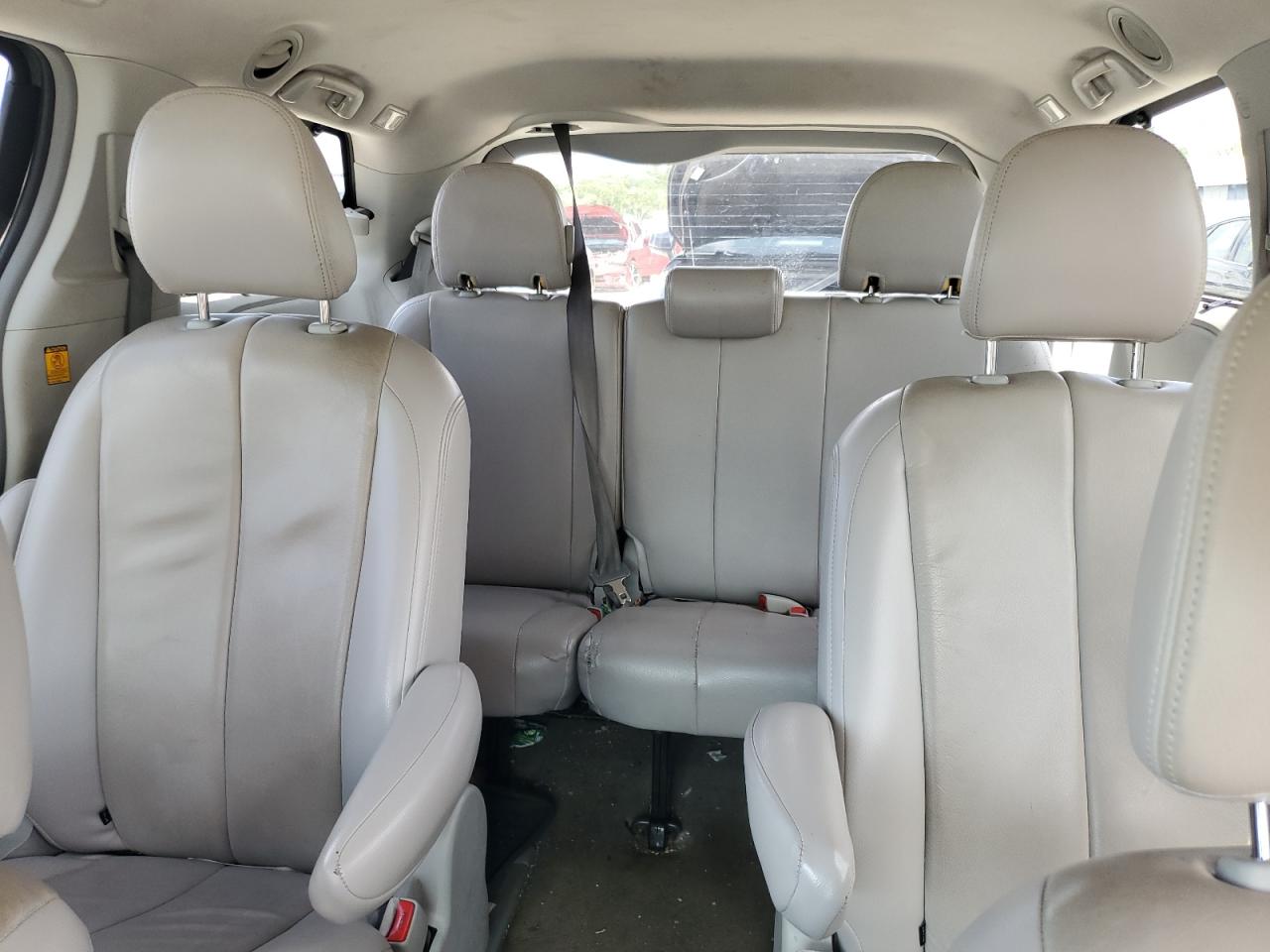2013 Toyota Sienna Le VIN: 5TDJK3DC7DS056511 Lot: 64001975