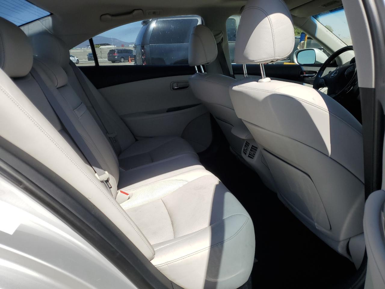 2011 Lexus Es 350 VIN: JTHBK1EG9B2470600 Lot: 63513605
