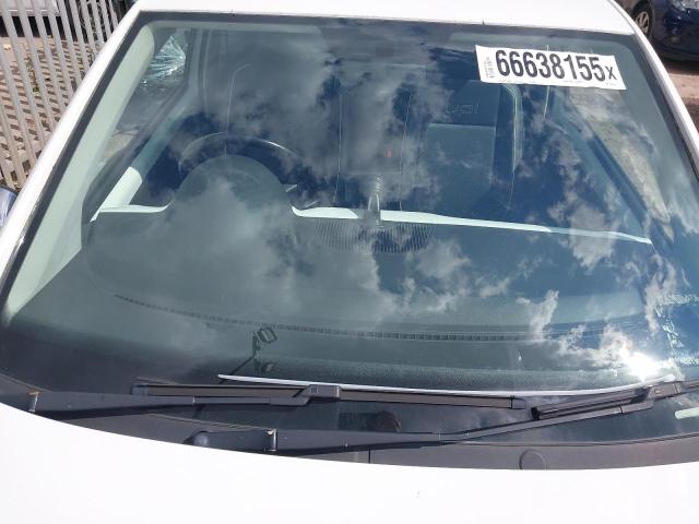 2012 VOLKSWAGEN UP WHITE