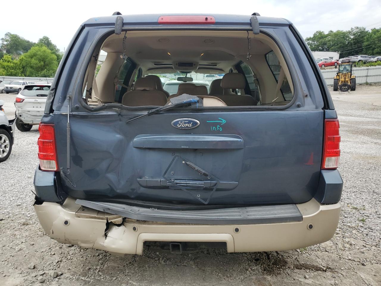 2005 Ford Expedition Eddie Bauer VIN: 1FMFU18555LA75511 Lot: 63407145
