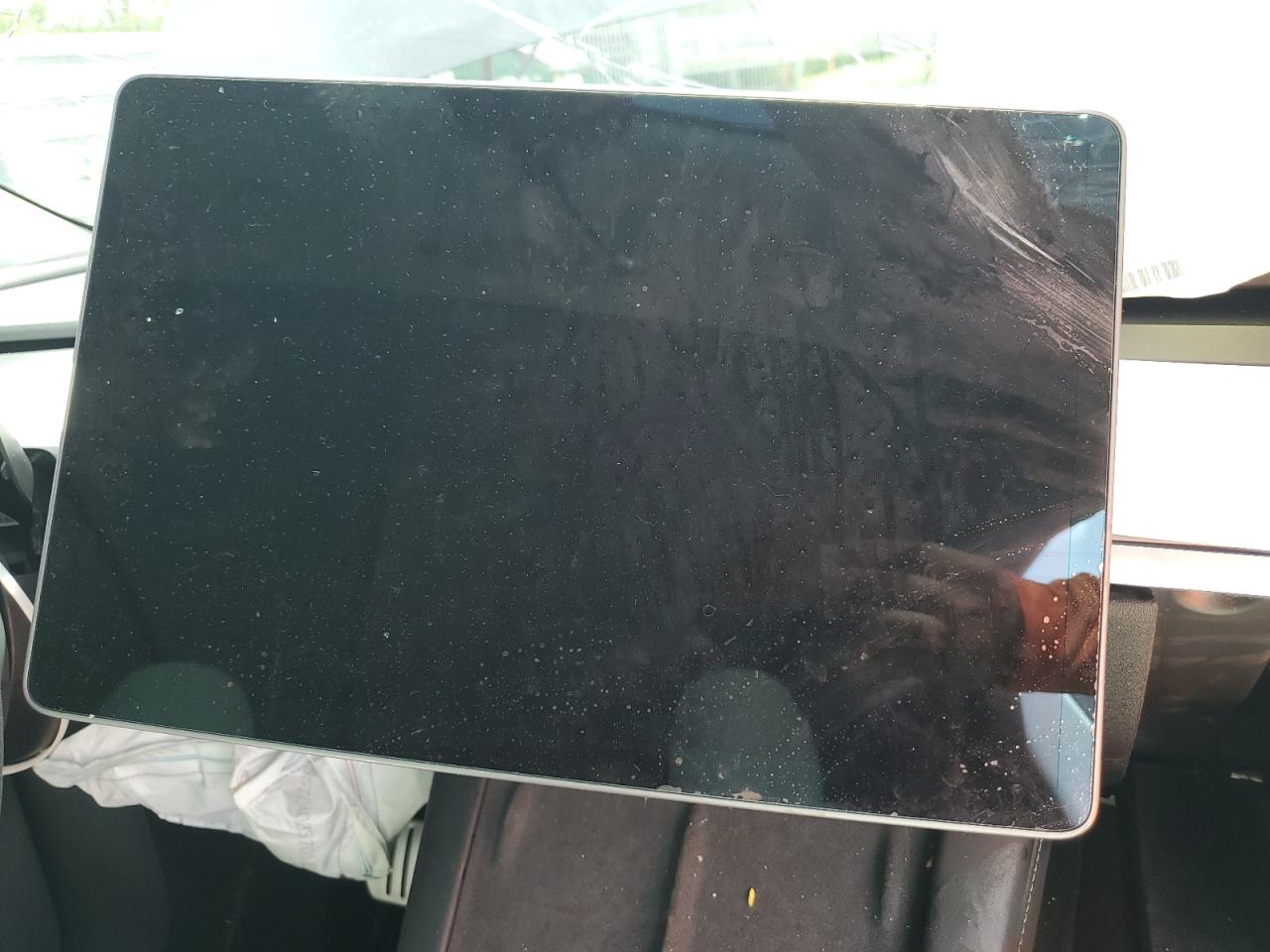 2022 Tesla Model Y VIN: 7SAYGDEF7NF366990 Lot: 66328255