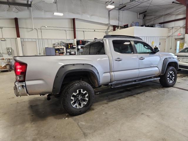  TOYOTA TACOMA 2017 Silver