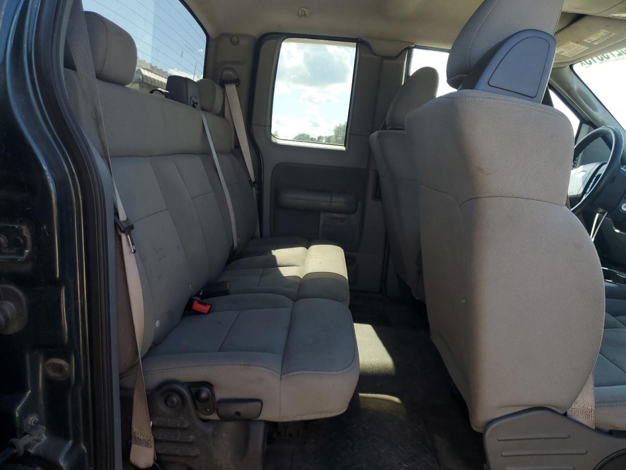 2005 Ford F150 VIN: 1FTVX14545NA84699 Lot: 65275515