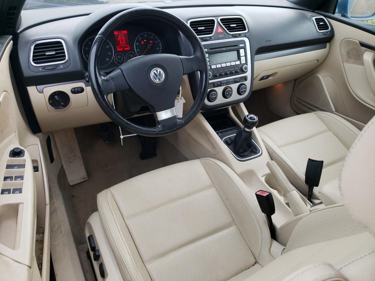 2008 Volkswagen Eos Turbo VIN: WVWAA71F98V013700 Lot: 64952675