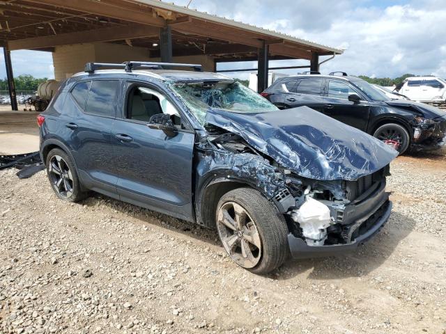  VOLVO XC40 2021 Granatowy