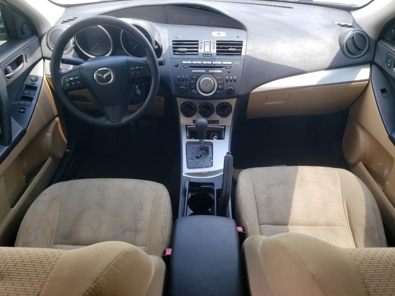 2011 Mazda 3 I VIN: JM1BL1VF1B1900132 Lot: 63756975
