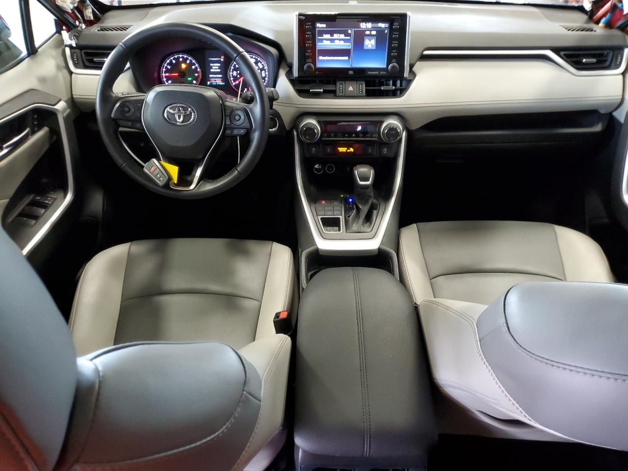 2021 Toyota Rav4 Xle Premium VIN: 2T3A1RFV2MW209590 Lot: 65406985