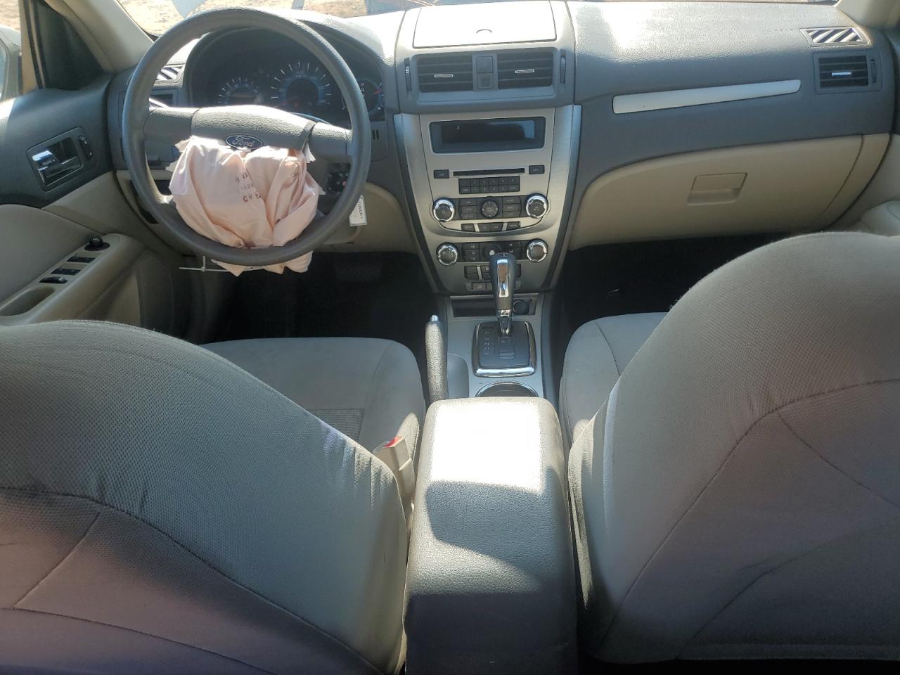 2012 Ford Fusion S VIN: 3FAHP0GA3CR271058 Lot: 65936075