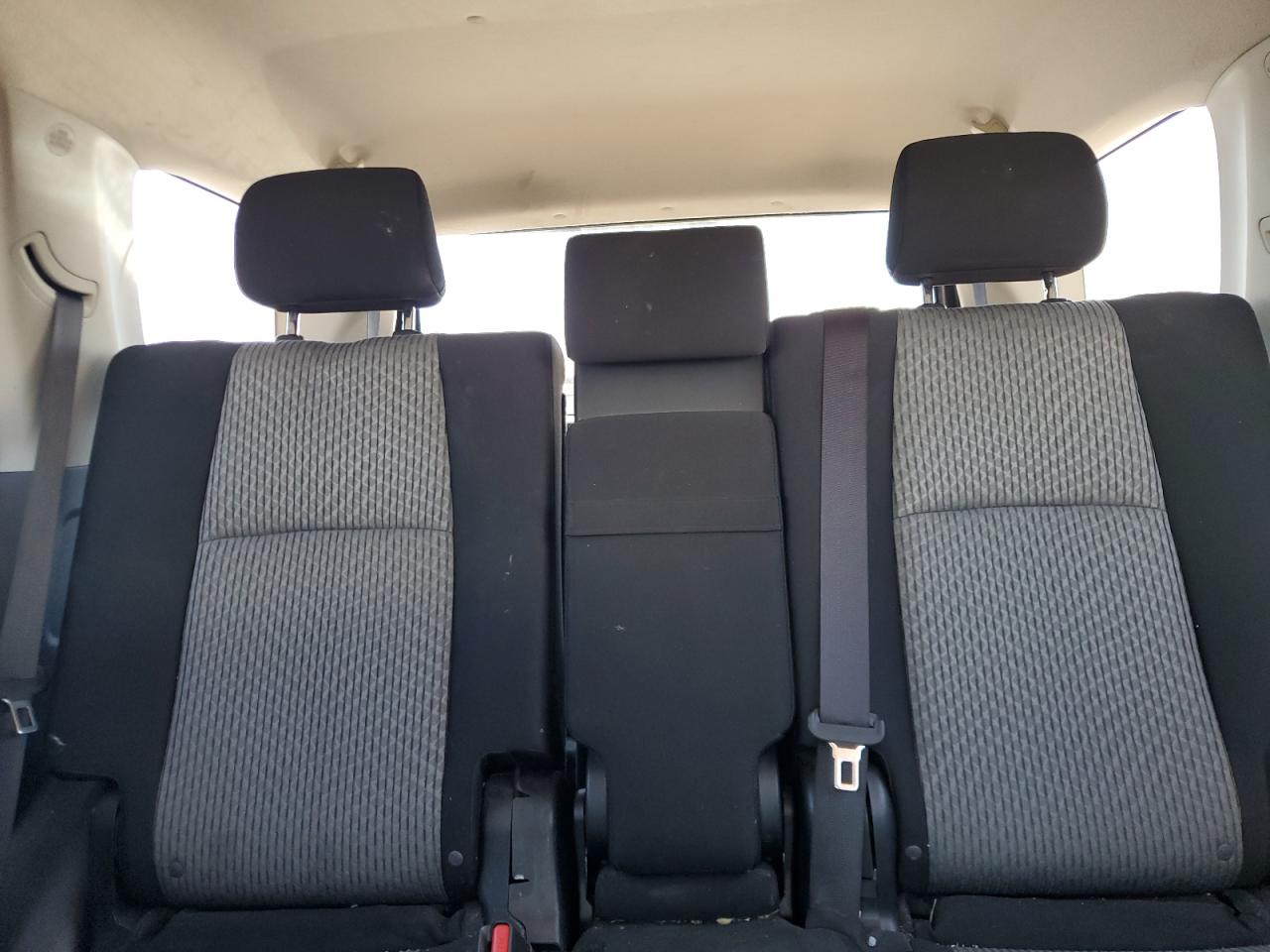 2019 Toyota 4Runner Sr5/Sr5 Premium VIN: JTEBU5JR0K5661844 Lot: 63851005