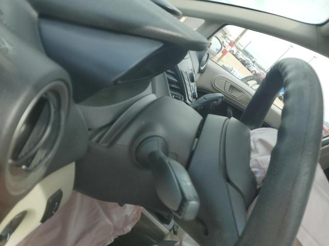 2011 FORD FIESTA S  