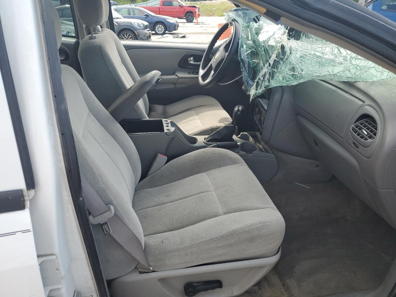 2005 Chevrolet Trailblazer Ls VIN: 1GNDT13S252271849 Lot: 63738045
