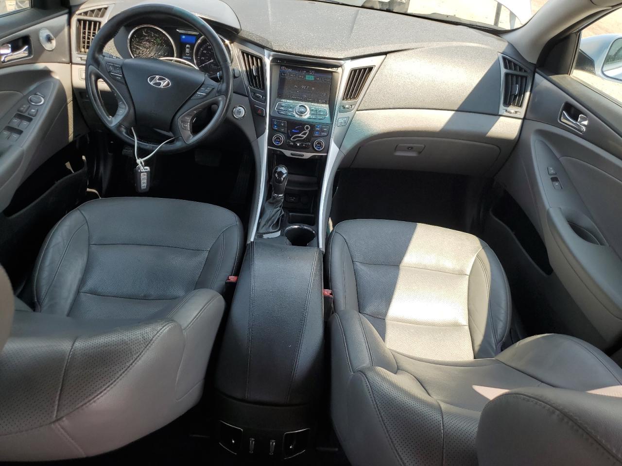 2013 Hyundai Sonata Hybrid VIN: KMHEC4A44DA093767 Lot: 64601585