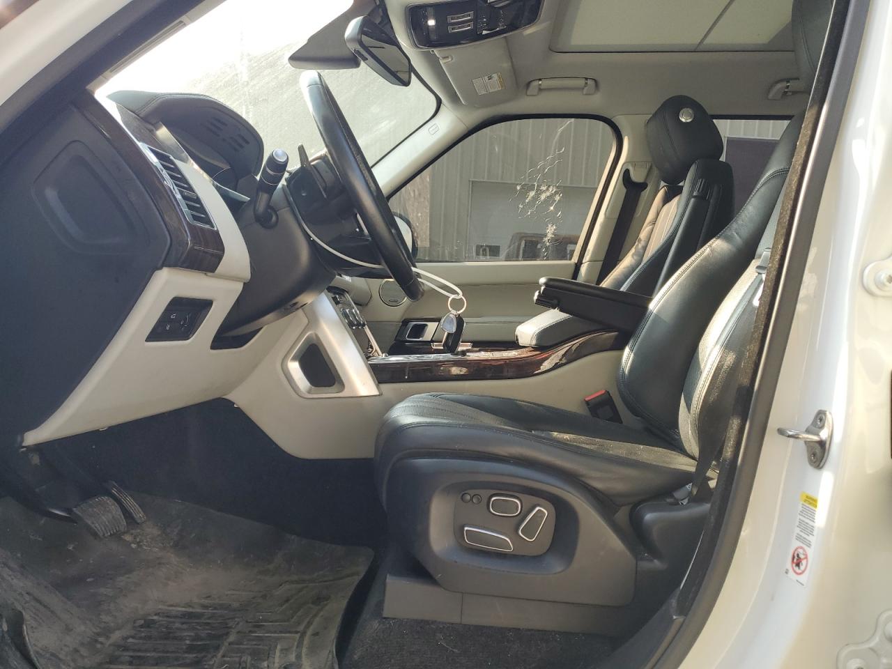 2015 Land Rover Range Rover Hse VIN: SALGS2VF9FA214059 Lot: 64814425