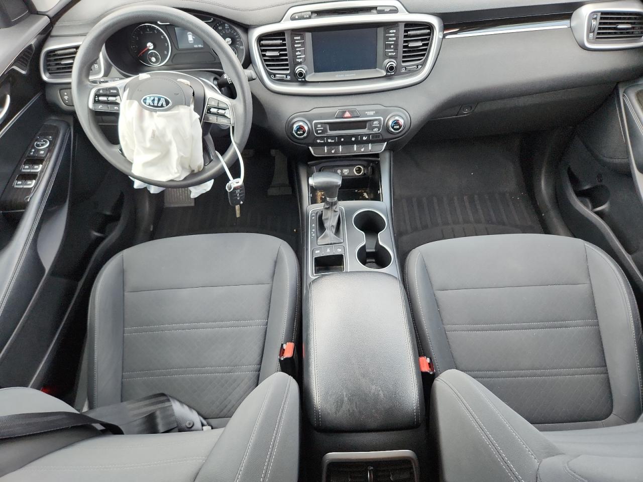 2019 Kia Sorento L VIN: 5XYPGDA32KG453043 Lot: 64890025