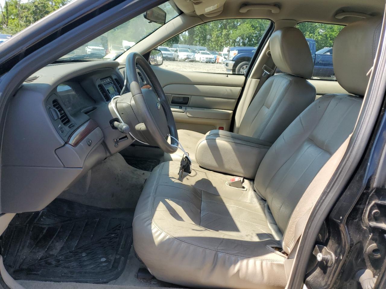 2011 Ford Crown Victoria Lx VIN: 2FABP7EV8BX148585 Lot: 63648185