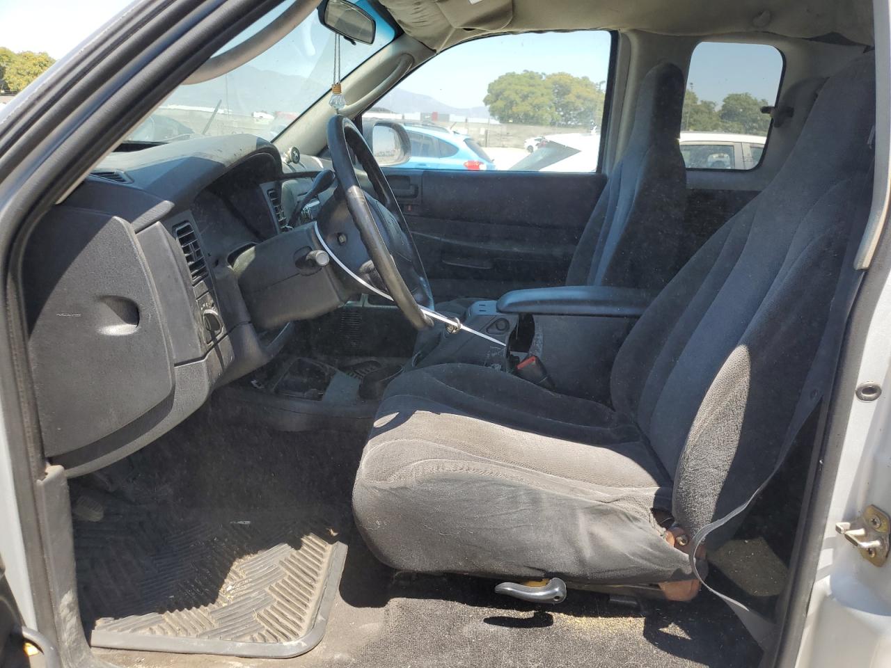2004 Dodge Dakota Sxt VIN: 1D7HG12K54S712295 Lot: 63865945