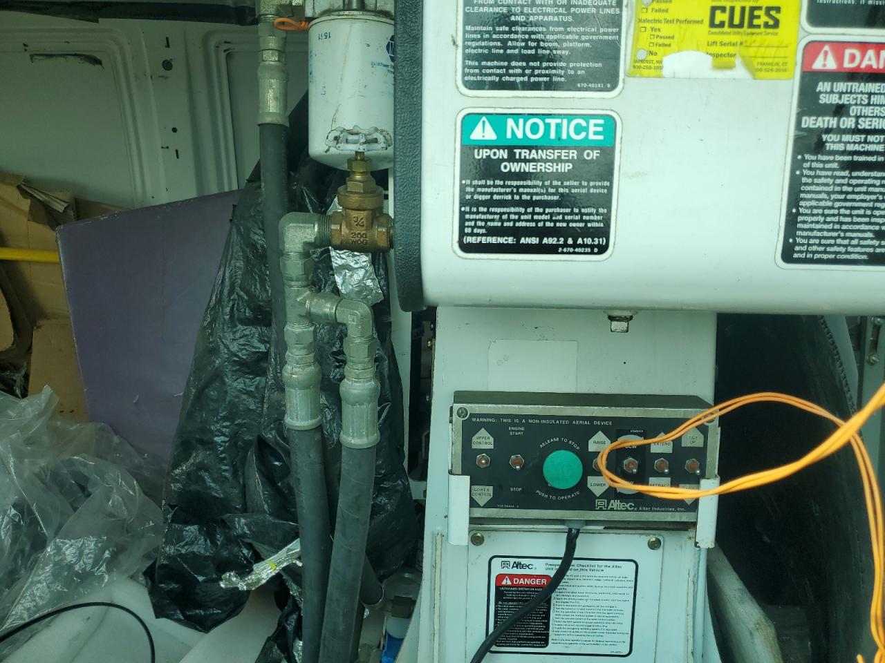 2001 Ford Econoline Cargo E-35 VIN: 1FTSE34L91HA90400 Lot: 66707555