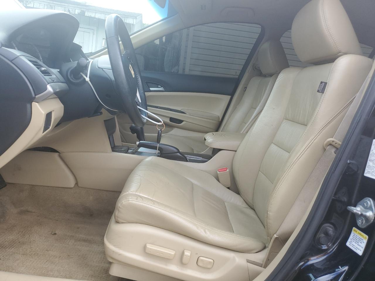 2011 Honda Accord Se VIN: 1HGCP2F69BA151773 Lot: 64950245
