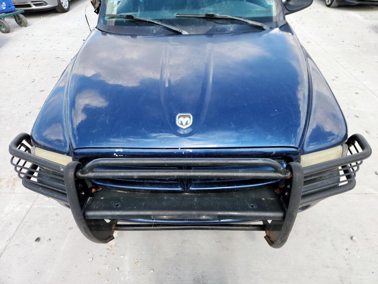 2002 Dodge Dakota Quad Sport VIN: 1B7HL38N62S692851 Lot: 63767335