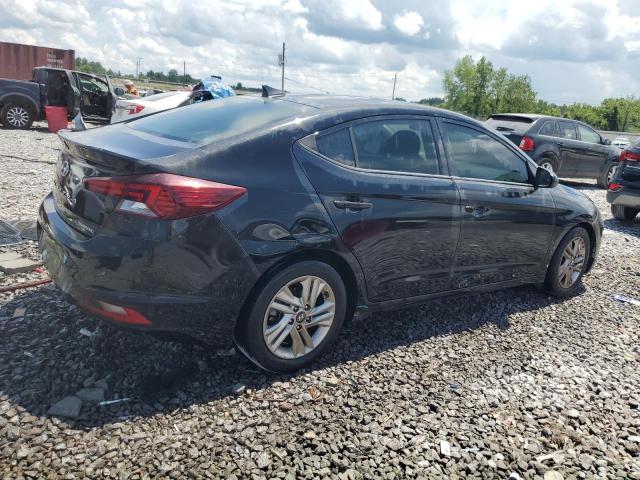  HYUNDAI ELANTRA 2019 Черный