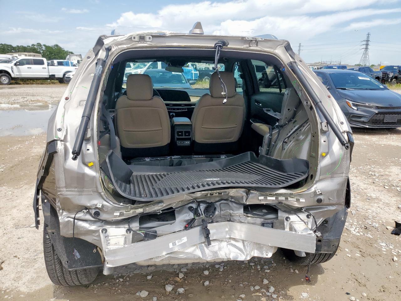 2024 Cadillac Xt4 Luxury VIN: 1GYAZAR49RF180587 Lot: 63968645