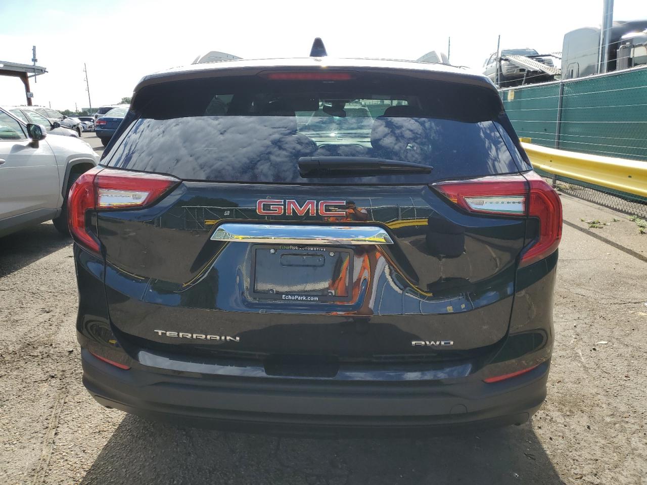 2022 GMC Terrain Sle VIN: 3GKALTEVXNL295558 Lot: 64264035
