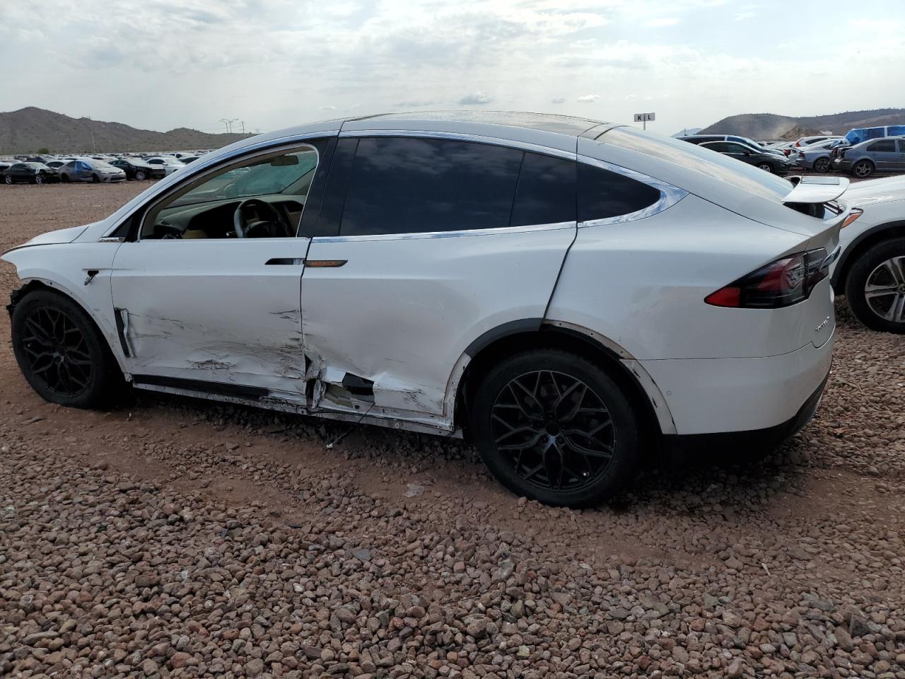 2019 Tesla Model X VIN: 5YJXCBE22KF153253 Lot: 64883525