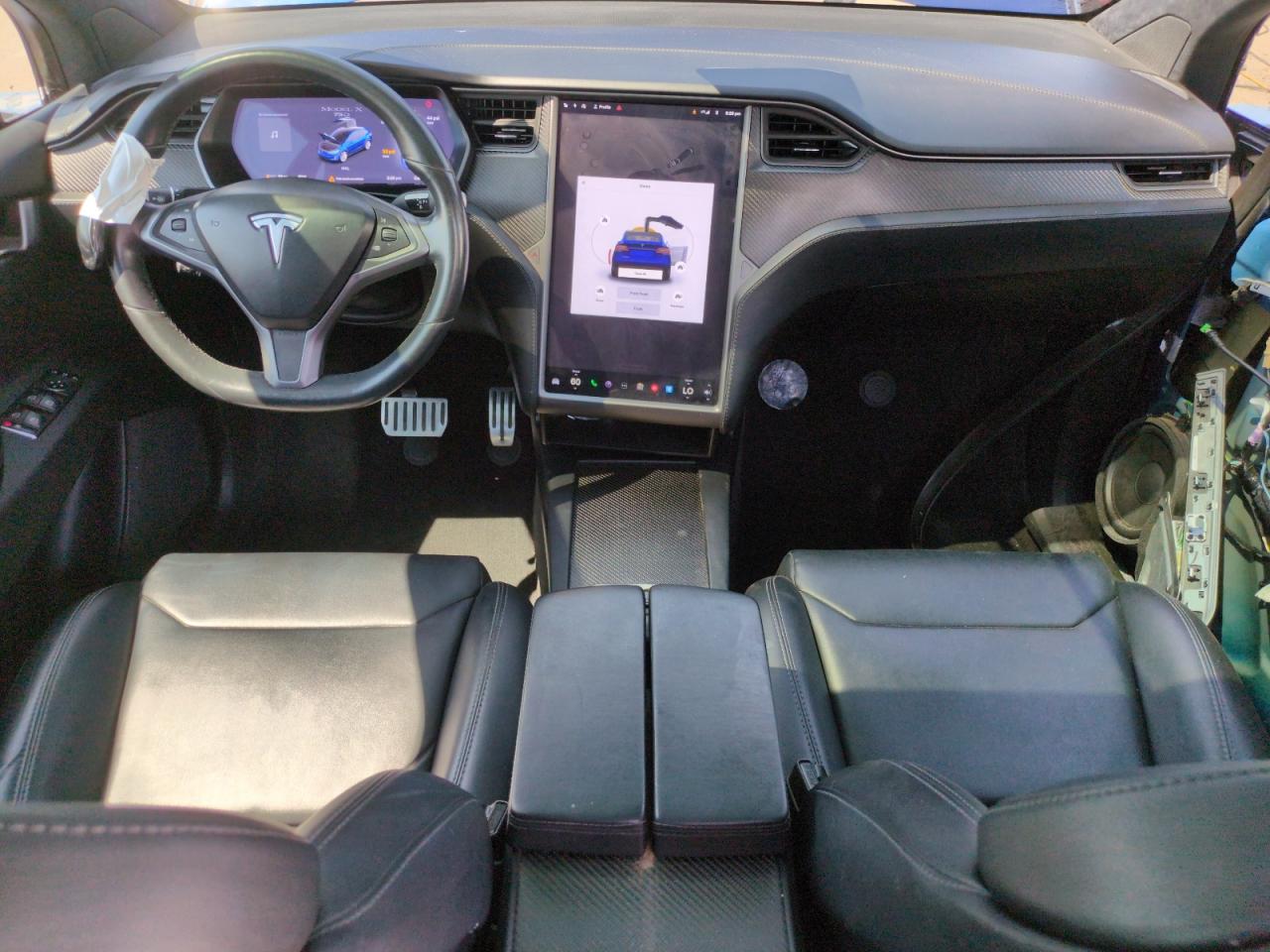 2018 Tesla Model X VIN: 5YJXCBE27JF136527 Lot: 62192045
