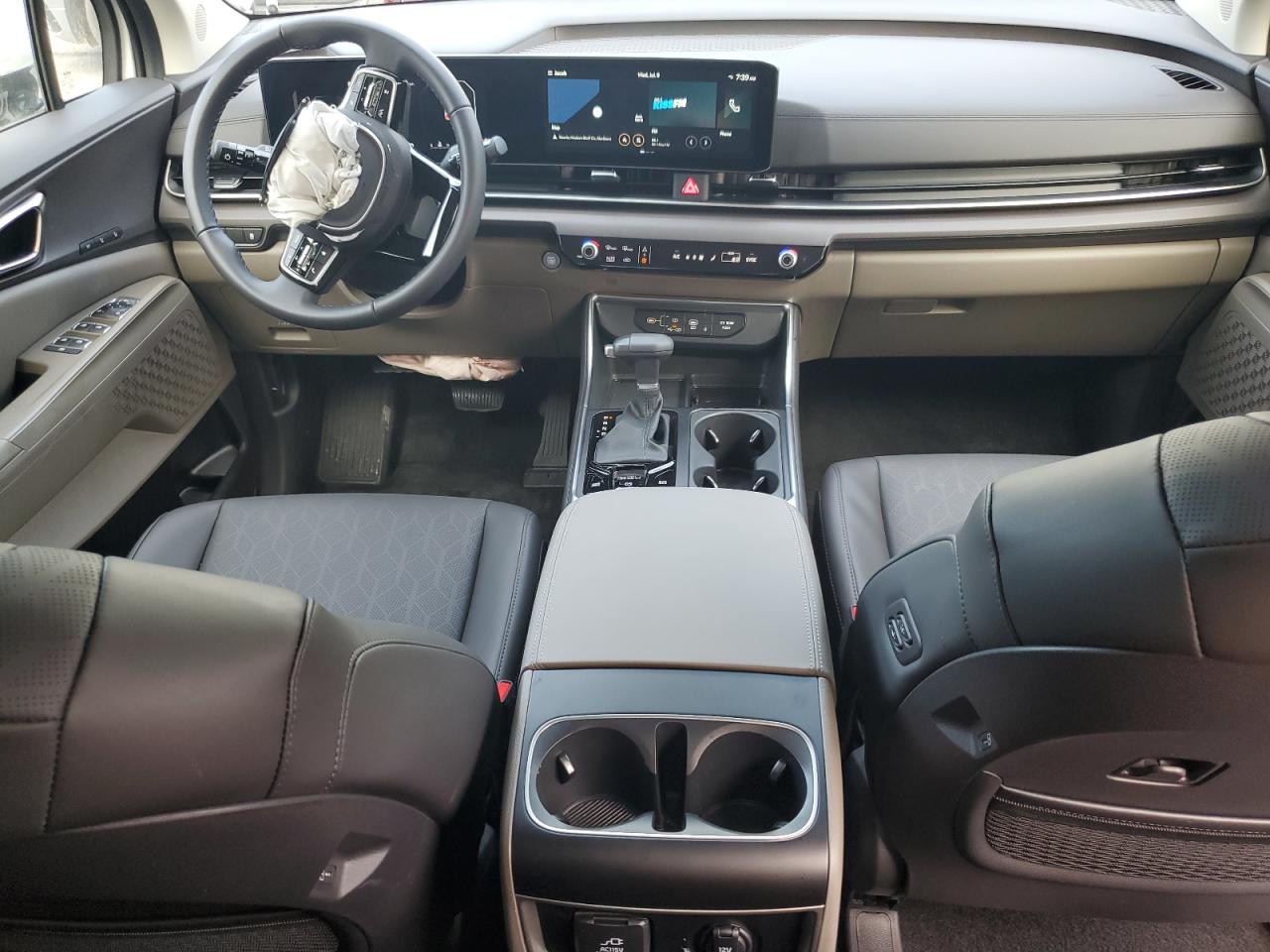 2025 Kia Carnival Sx VIN: KNDNE5K31S6518999 Lot: 64270185