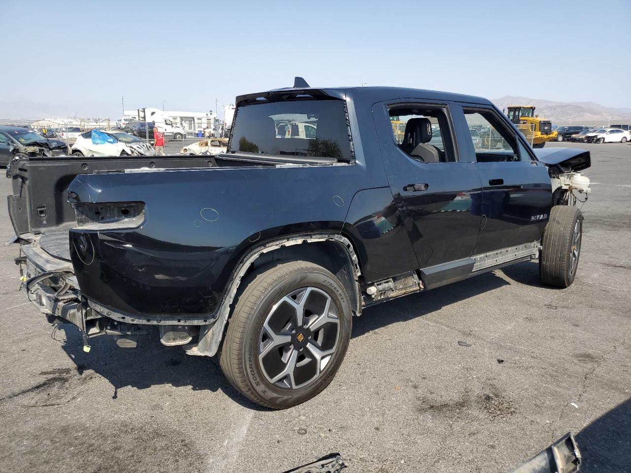 2023 Rivian R1T Adventure black null electric 7FCTGBAA5PN028055 photo #4