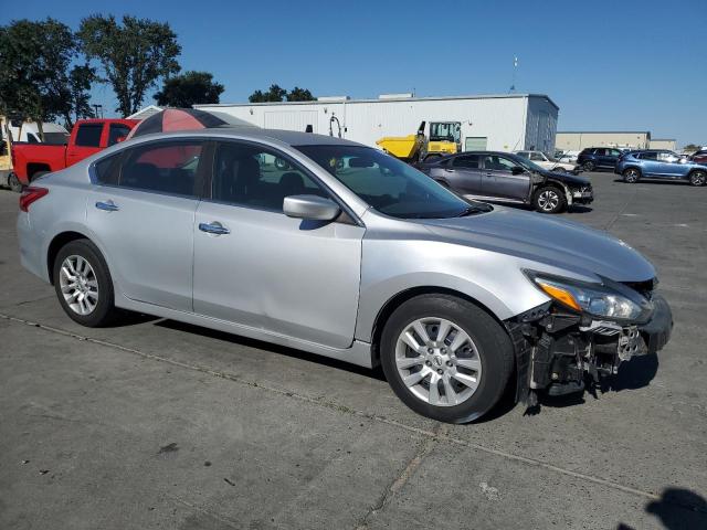  NISSAN ALTIMA 2016 Srebrny