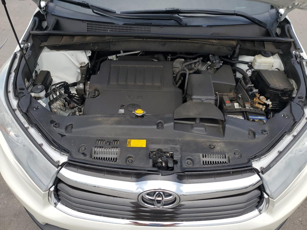 2015 Toyota Highlander Xle VIN: 5TDJKRFH7FS169633 Lot: 64493795
