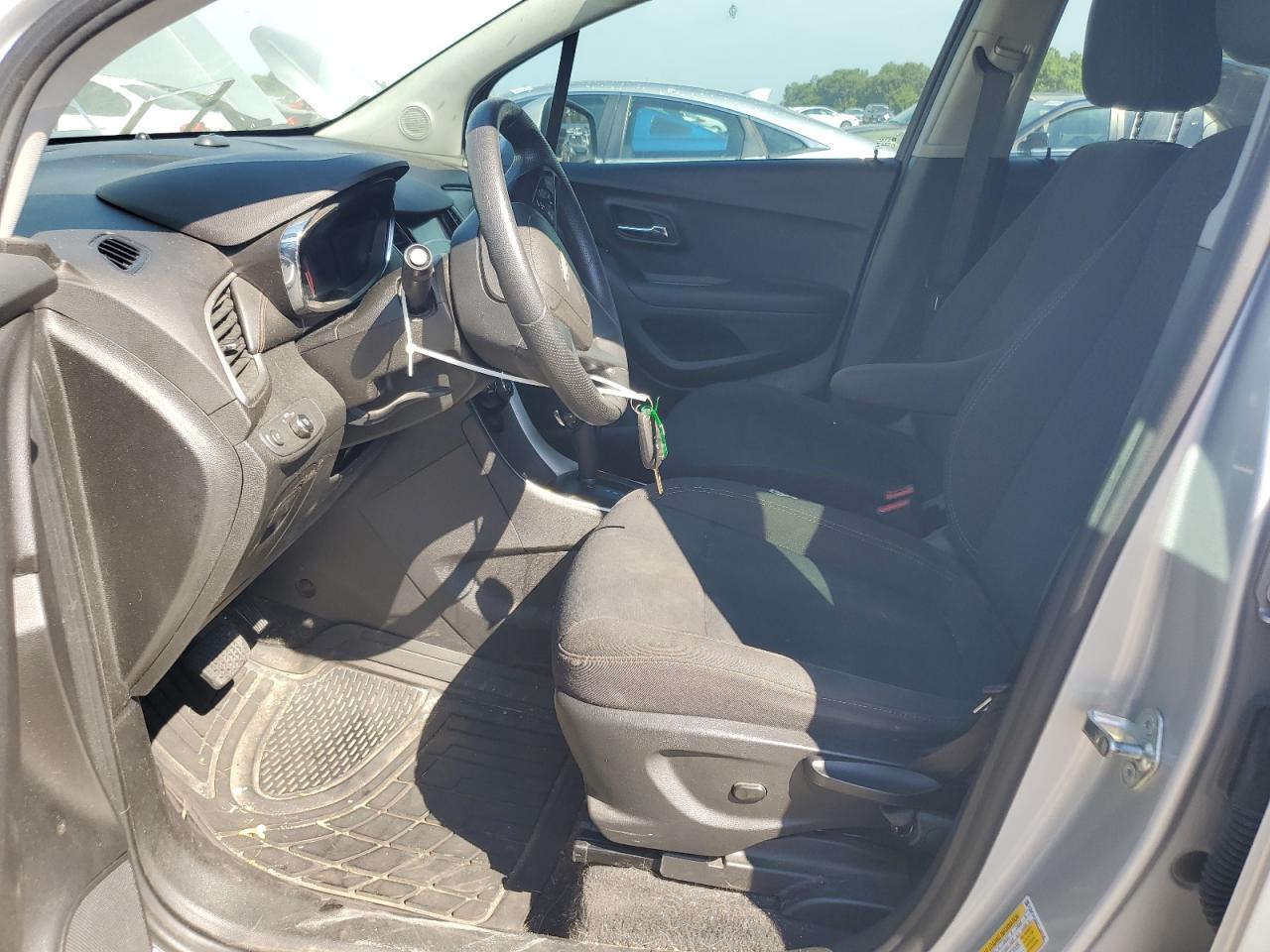 2020 Chevrolet Trax Ls VIN: 3GNCJKSB2LL200705 Lot: 65704935