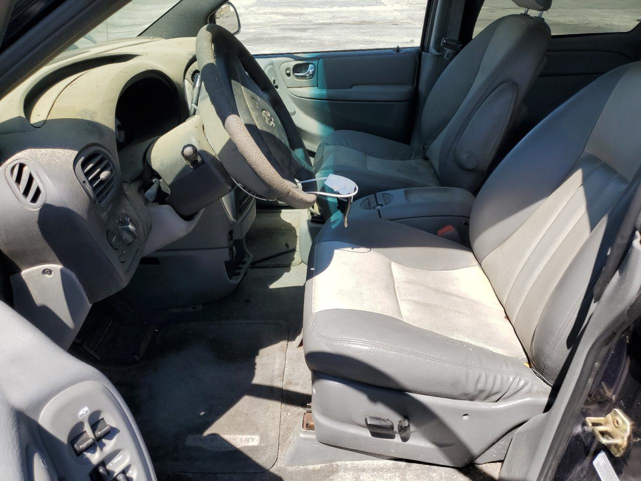 2004 Dodge Grand Caravan Sxt VIN: 2D4GP44L64R570444 Lot: 63784795