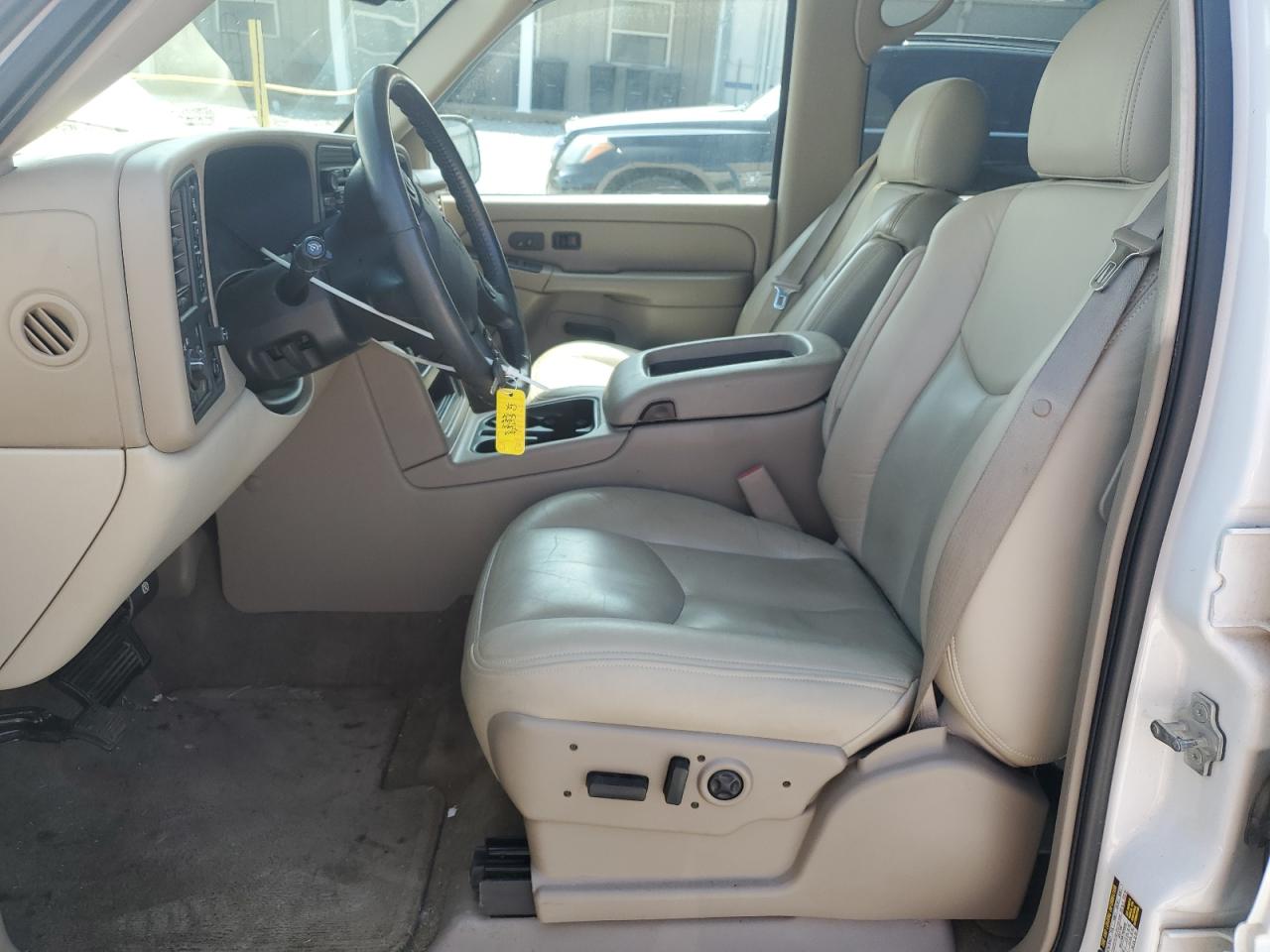 2005 Chevrolet Tahoe K1500 VIN: 1GNEK13T05R136778 Lot: 64777675